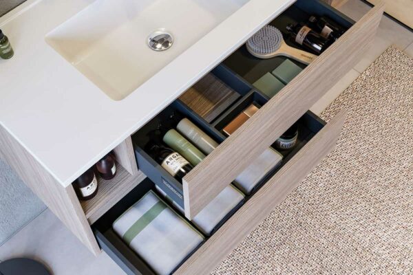 City 01 - Set Mobili Bagno con Lavabo e Specchio