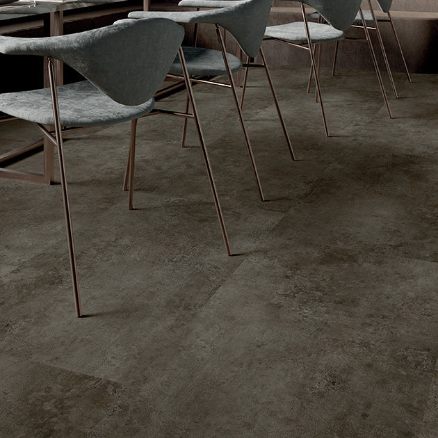 Doga in SPC (Stone Plastic Composite) -Mineral&Metal Pavimento Impermeabile